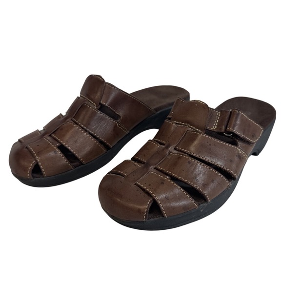 Minnetonka Size 5 Leather Fisherman Slides Casual Comfort Brown Womens Shoes - Picture 1 of 12